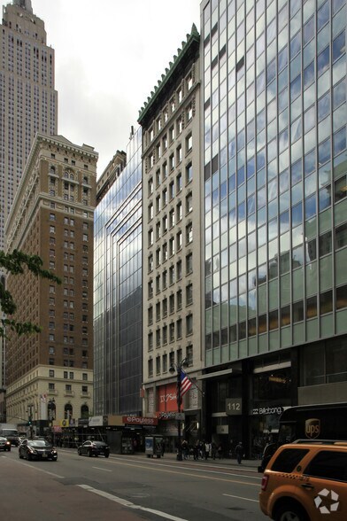 110 W 34th St, New York, NY à louer - Photo du bâtiment - Image 2 de 6