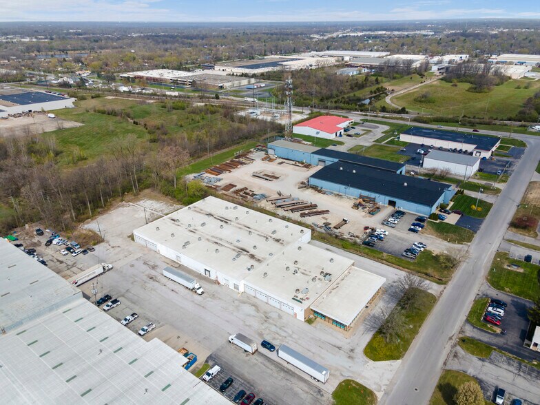 2828 Tobey Dr, Indianapolis, IN à vendre - Photo du bâtiment - Image 3 de 16