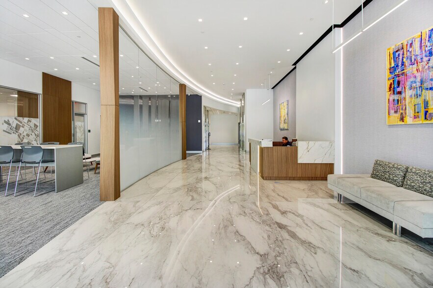 3470 NW 82nd Ave, Doral, FL à louer - Hall d’entrée - Image 2 de 7