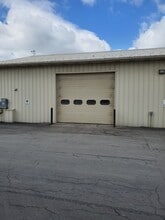 6327 Molloy Rd, East Syracuse, NY for lease Interior Photo- Image 2 of 9