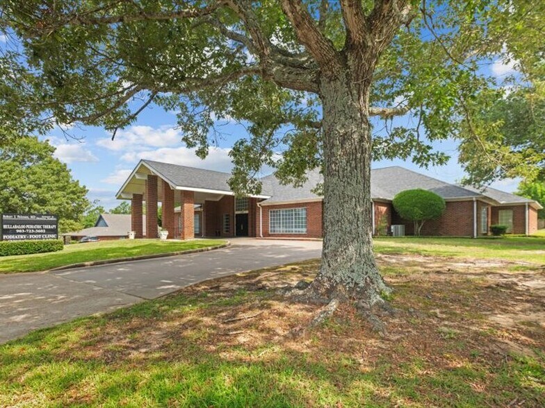 123 Medical Dr, Palestine, TX à vendre - Photo du bâtiment - Image 2 de 28