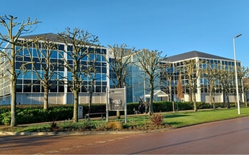 3 Longwalk Rd, Uxbridge à louer Photo du bâtiment- Image 1 de 2