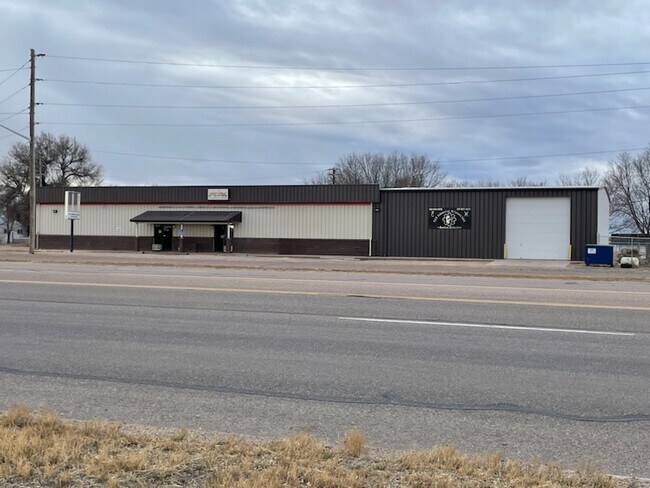 Plus de détails pour 440 Charmony Frontage Rd, Sterling, CO - Industriel à louer