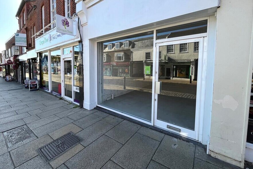 70A-70D High St, Maldon à louer - Photo du bâtiment - Image 2 de 9