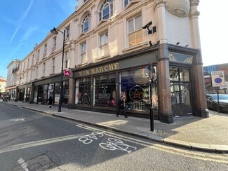 Plus de détails pour 201-207 Ferndale Rd, Londres - Commerce de détail à louer