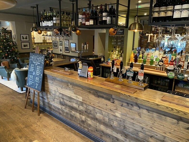 The Green, Solihull à vendre - Photo du bâtiment - Image 3 de 14