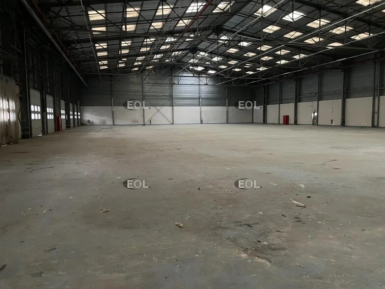 Industrial in Gennevilliers for lease - Interior Photo - Image 2 of 4
