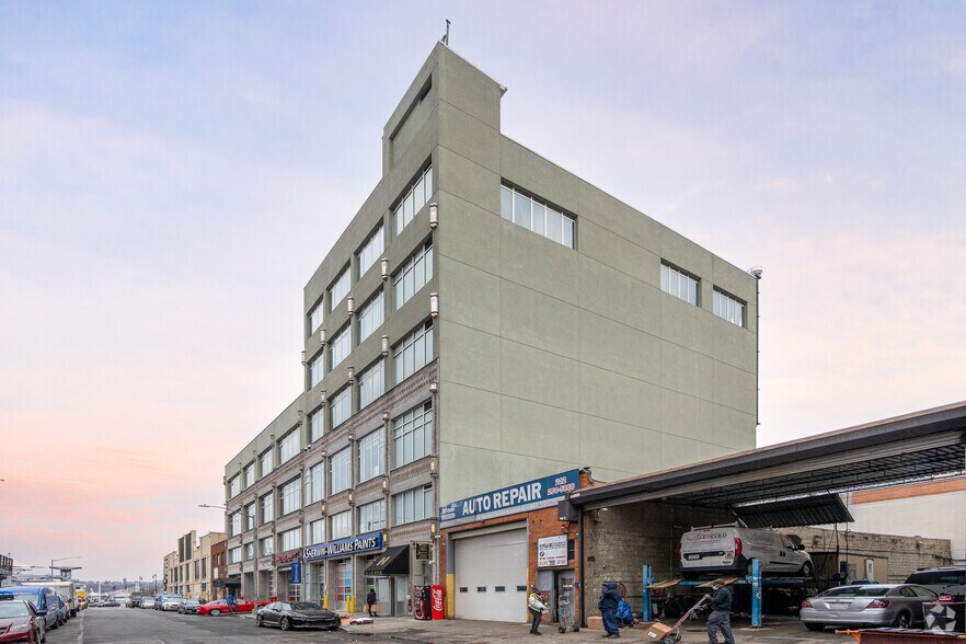 617 W 46th St, New York, NY for lease - Primary Photo - Image 1 of 4