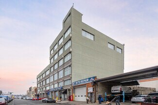 Plus de détails pour 617 W 46th St, New York, NY - Commerce de détail à louer