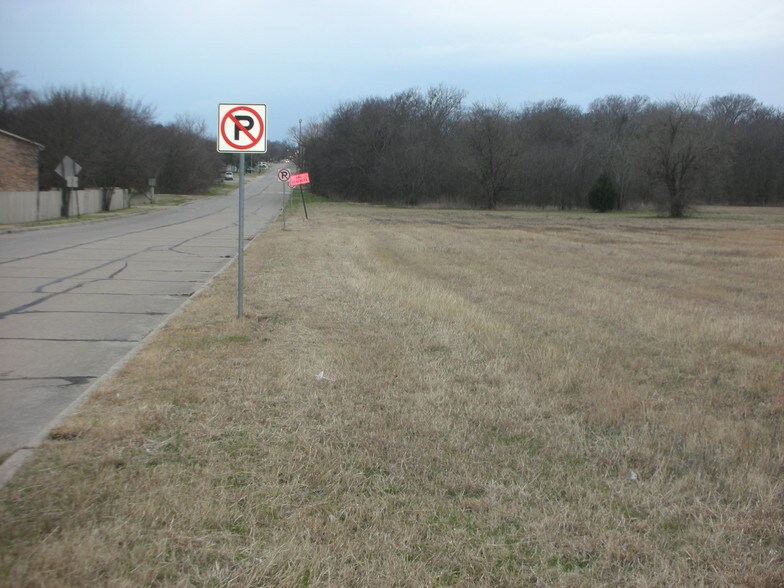 1041 N I-45, Ennis, TX à vendre - Photo du bâtiment - Image 2 de 3