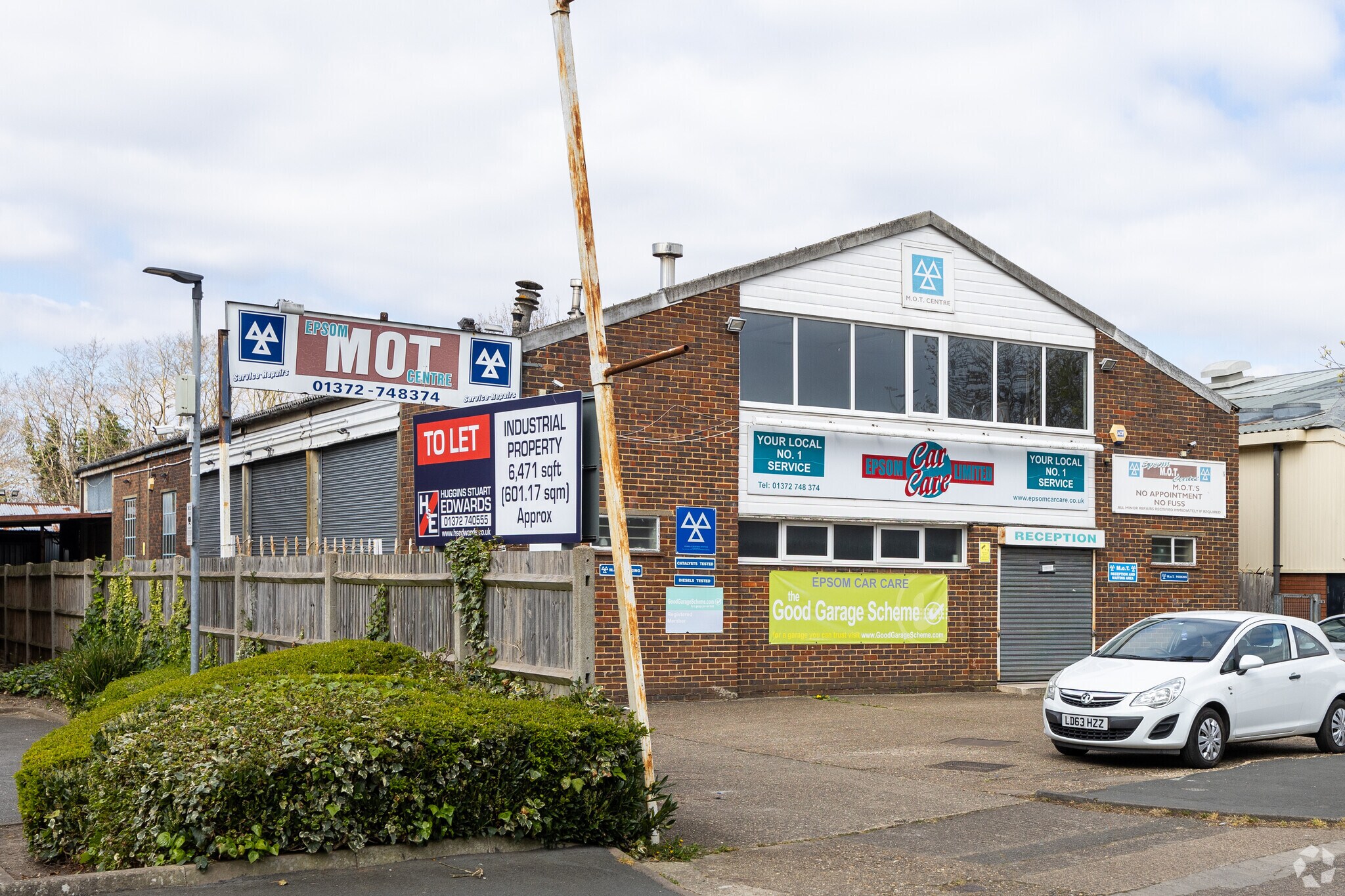 19A Blenheim Rd, Epsom for lease Primary Photo- Image 1 of 4
