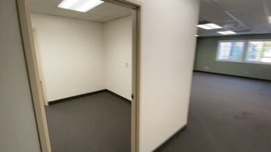 101 E Redlands Blvd, Redlands, CA à louer - Vidéo sur l’inscription commerciale 