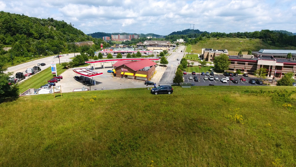 100-300 Eaton Ct, Bridgeport, WV à vendre - Aérien - Image 1 de 1