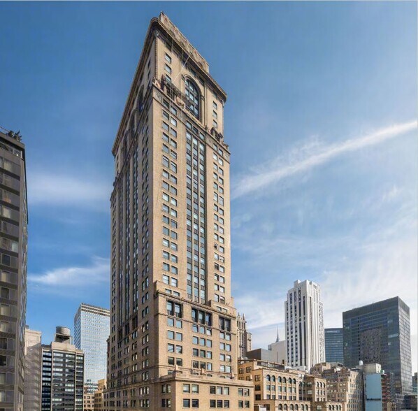 10 E 40th St, New York, NY à louer - Photo du bâtiment - Image 2 de 12