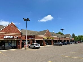 35300-35354 E Michigan Ave, Wayne, MI for lease Interior Photo- Image 1 of 5