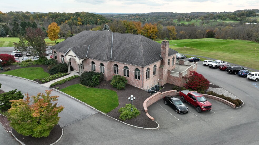 235 Moorestown Dr, Bath, PA for lease - Building Photo - Image 3 of 91