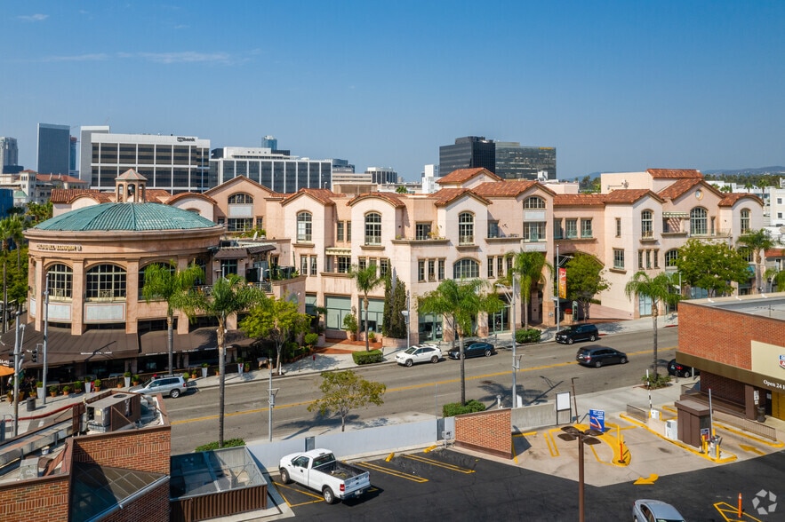 301-333 N Canon Dr, Beverly Hills, CA for lease - Building Photo - Image 3 of 9