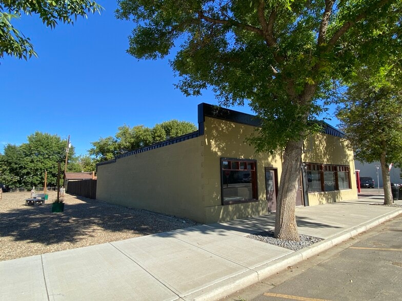 165 Centre St, Tilley, AB à vendre - Photo du bâtiment - Image 2 de 37