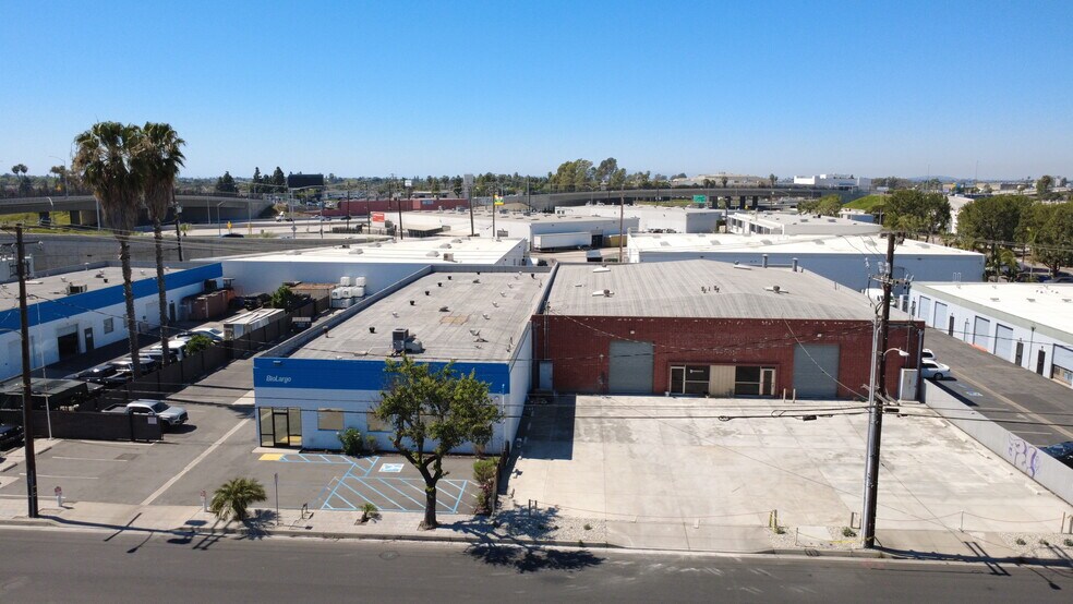 14901 Chestnut St, Westminster, CA à vendre - Photo du bâtiment - Image 2 de 8