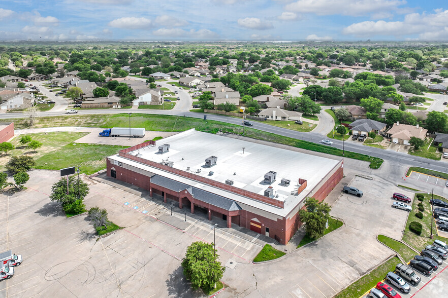 3025 Altamesa Blvd, Fort Worth, TX à vendre - Photo du bâtiment - Image 1 de 1