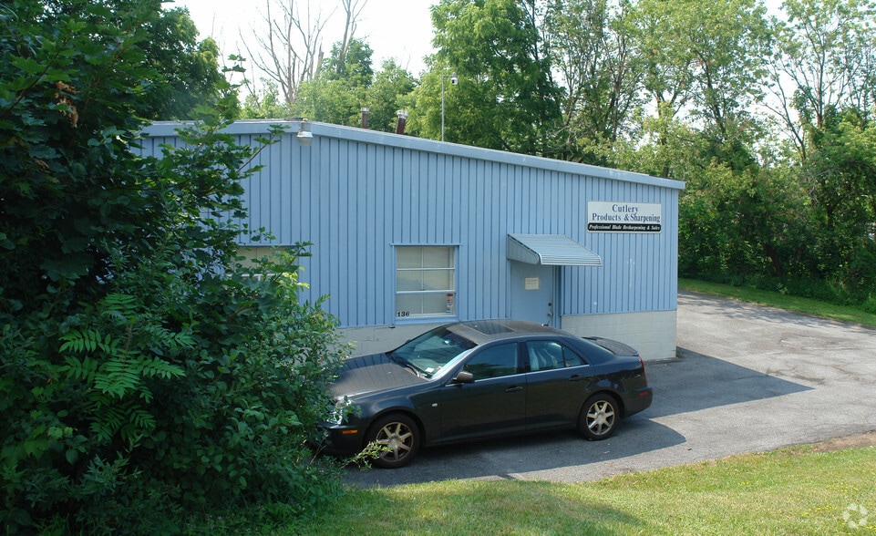 136 Beattie St, Syracuse, NY for sale - Building Photo - Image 3 of 32