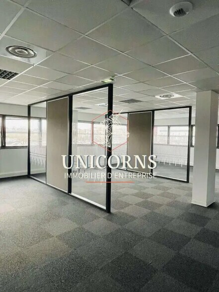 Bureau dans Colomiers à louer - Photo du bâtiment - Image 3 de 4