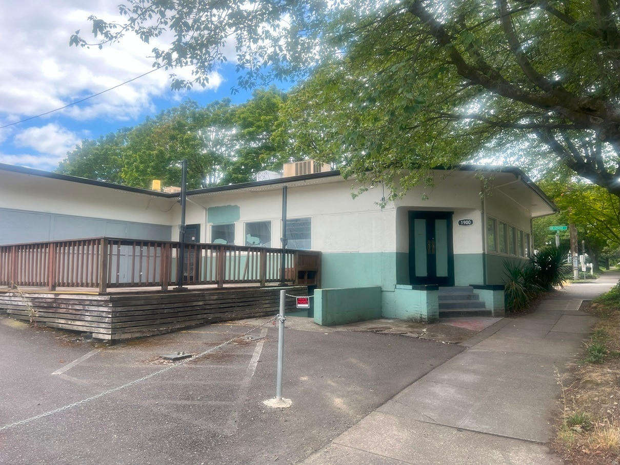 1900-1904 NW 27th Ave, Portland, OR for lease Primary Photo- Image 1 of 10
