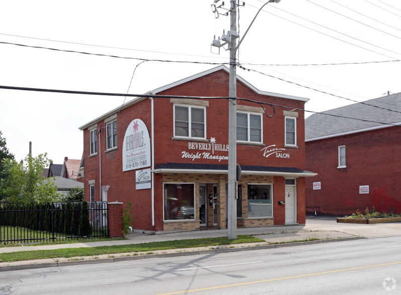 143 Victoria St S, Kitchener, ON for sale - Primary Photo - Image 1 of 1