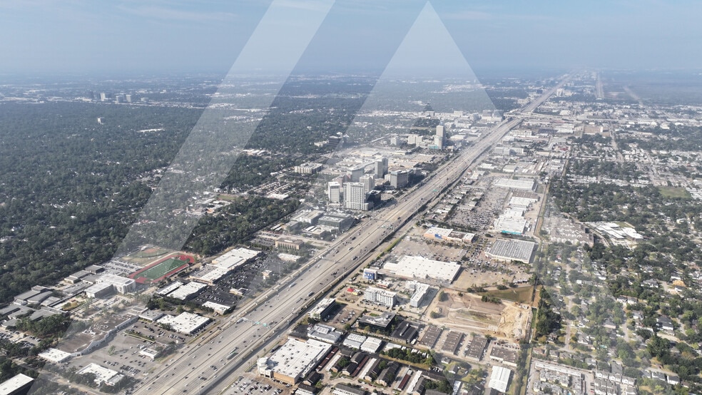 9575-9601 Katy Fwy, Houston, TX for sale - Building Photo - Image 2 of 16