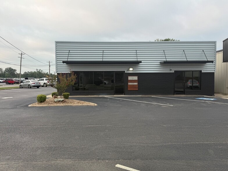 102 S Sidney Ave, Russellville, AR for lease - Building Photo - Image 2 of 3
