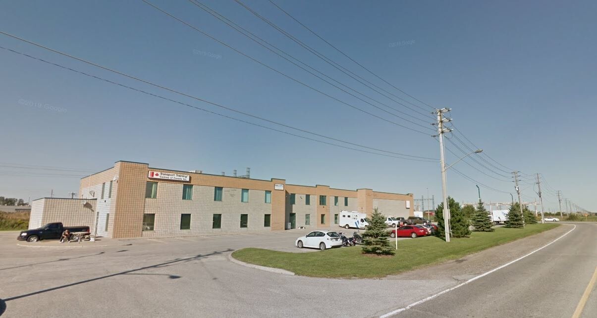 6000 Rhodes Dr, Windsor, ON à vendre Photo principale- Image 1 de 1