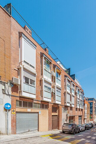 Plus de détails pour Calle Muller, 42, Madrid - Multi-résidentiel à vendre