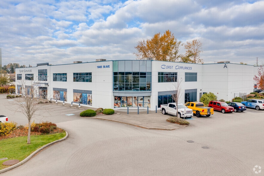 19495 56th Ave, Surrey, BC for lease - Primary Photo - Image 1 of 4