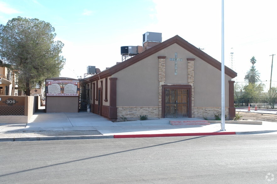 901 Stewart Ave, Las Vegas, NV à vendre - Photo principale - Image 1 de 16