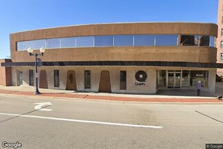 Plus de détails pour 610 E State St, Rockford, IL - Bureau à vendre