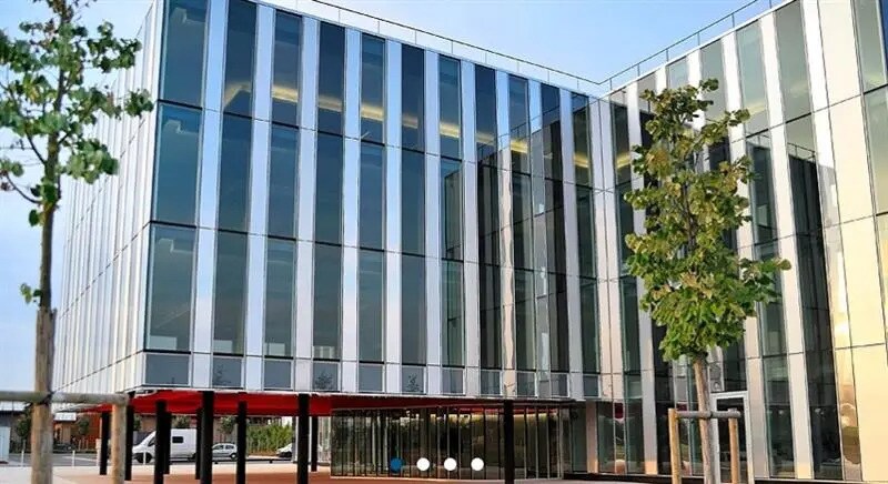 Bureau dans Lieusaint à louer - Photo du bâtiment - Image 2 de 11