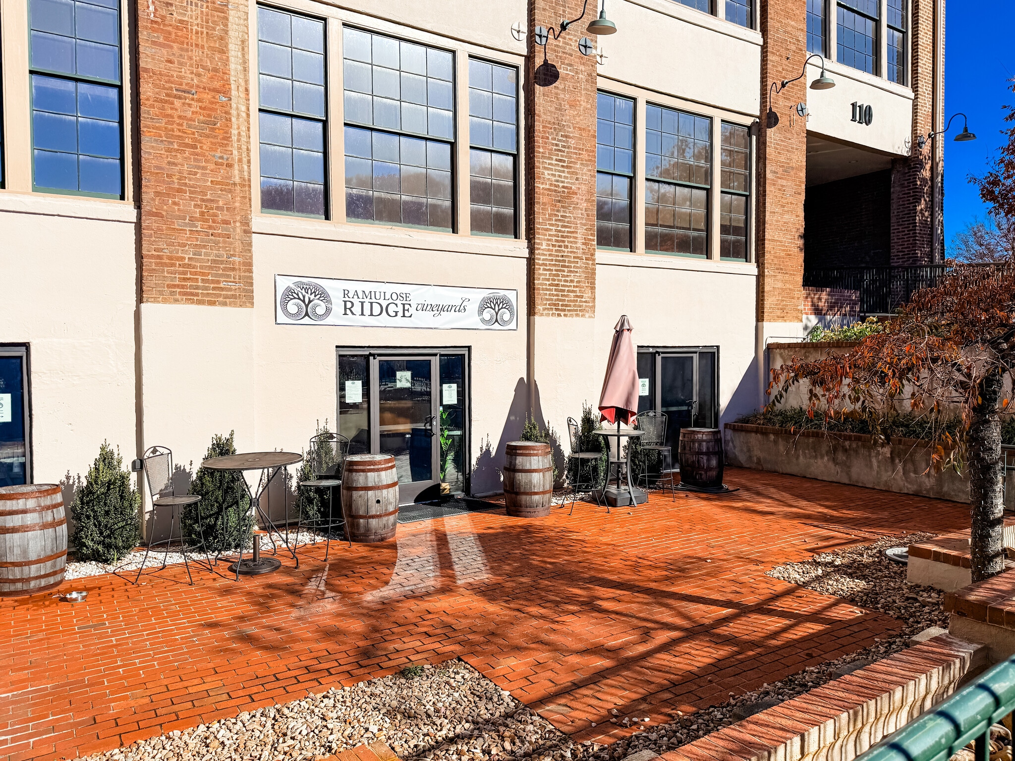 110 W Johnson St, Staunton, VA à louer Photo du bâtiment- Image 1 de 20