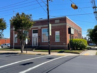Plus de détails pour 128 W Harden St, Graham, NC - Commerce de détail à vendre