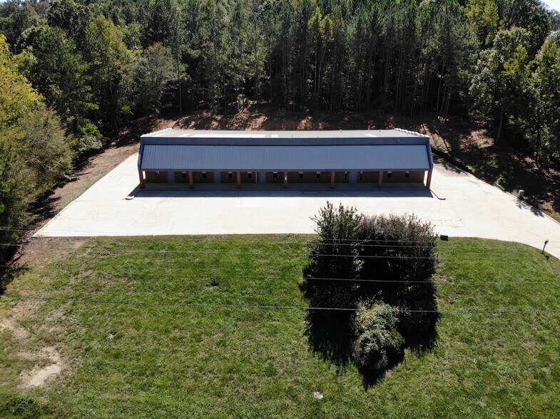 232-236 Industrial Park Dr, Commerce, GA à vendre - Photo du bâtiment - Image 2 de 28