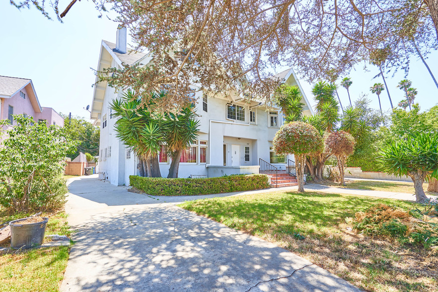 4440 Victoria Park Dr, Los Angeles, CA à vendre - Photo principale - Image 1 de 1