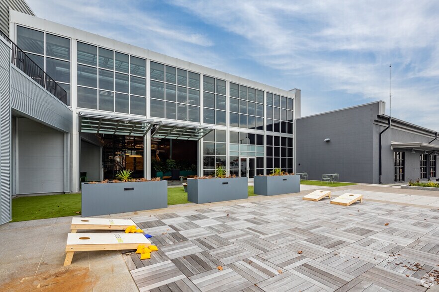 3040 Sidco Dr, Nashville, TN à louer - Photo du bâtiment - Image 2 de 23