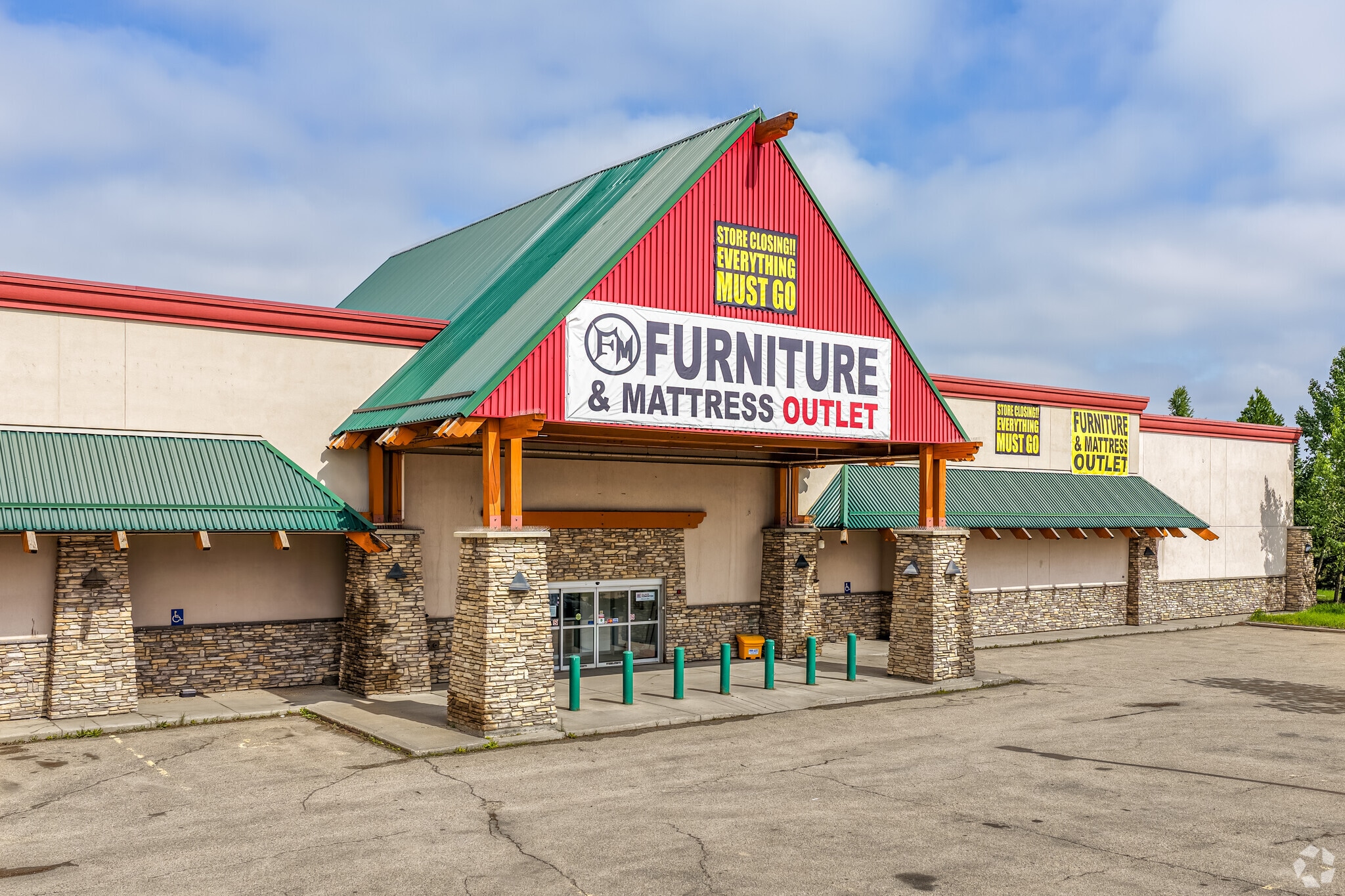 12610 St Albert Trl NW, Edmonton, AB for sale Primary Photo- Image 1 of 4