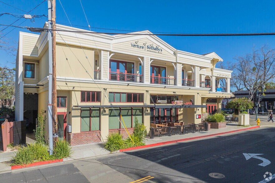 511 Main St, Pleasanton, CA à louer - Photo du bâtiment - Image 3 de 10