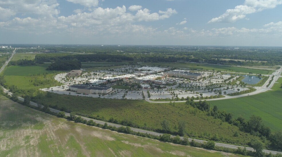 Russell Rd, Maumee, OH à vendre - Photo du bâtiment - Image 2 de 2