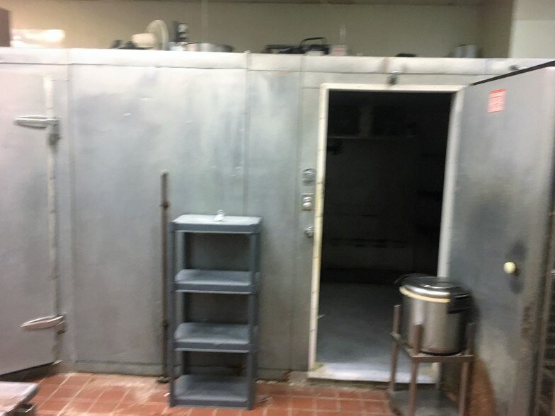 13 Taunton St, Plainville, MA à louer - Photo intérieure - Image 2 de 12