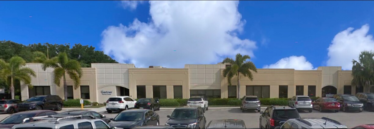 12550 Professional Park Dr, Fort Myers, FL à louer Photo du bâtiment- Image 1 de 5