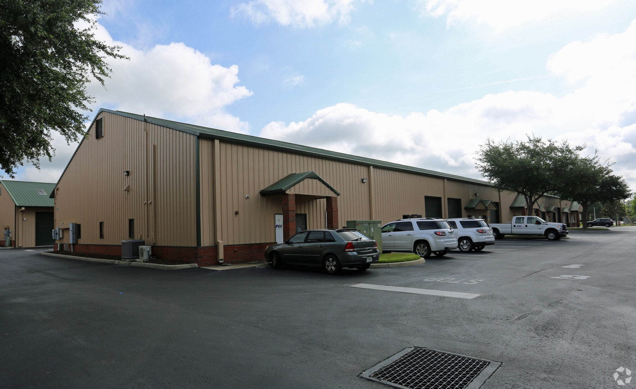 1222 Camp Ave, Mount Dora, FL for lease Primary Photo- Image 1 of 3