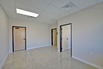 720 S Bell Blvd, Cedar Park, TX for lease Interior Photo- Image 1 of 5