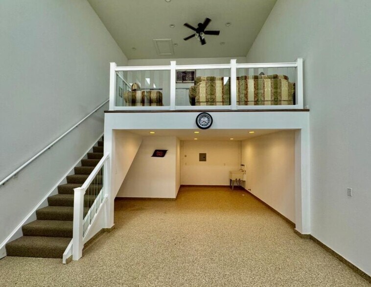 780 SE Catawba Rd, Port Clinton, OH à louer - Photo du bâtiment - Image 2 de 4