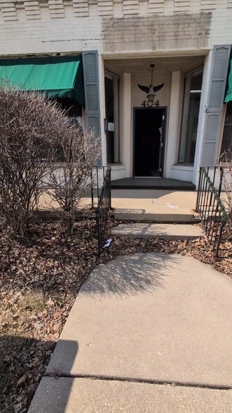 404 N West Ave, Freeport, IL for sale - Commercial Listing Video - Image 2 of 24